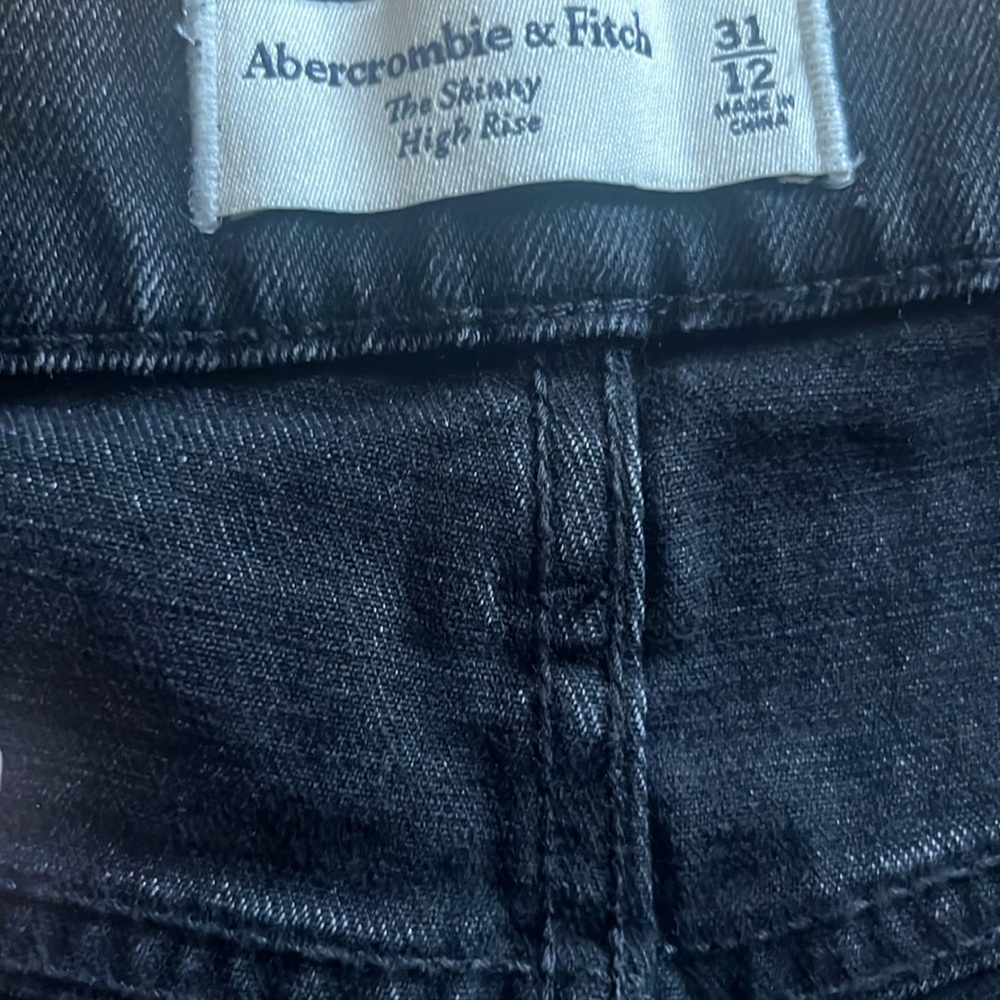 Abercrombie & Fitch Black Relaxed Jeans